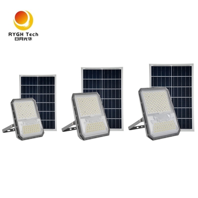 300 Square Meters Irradiation Area Multifunctional Remote Control Solar LED Floodlight 35W Long Discharge Time 2 Years Warranty